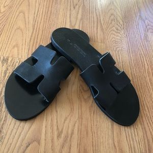Women’s sandals